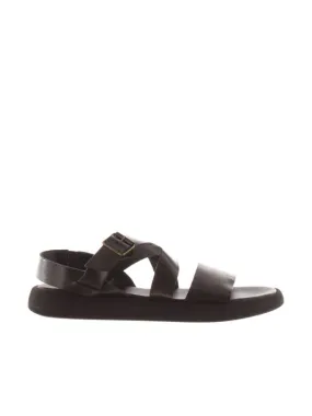 Leather thong sandals with strap.